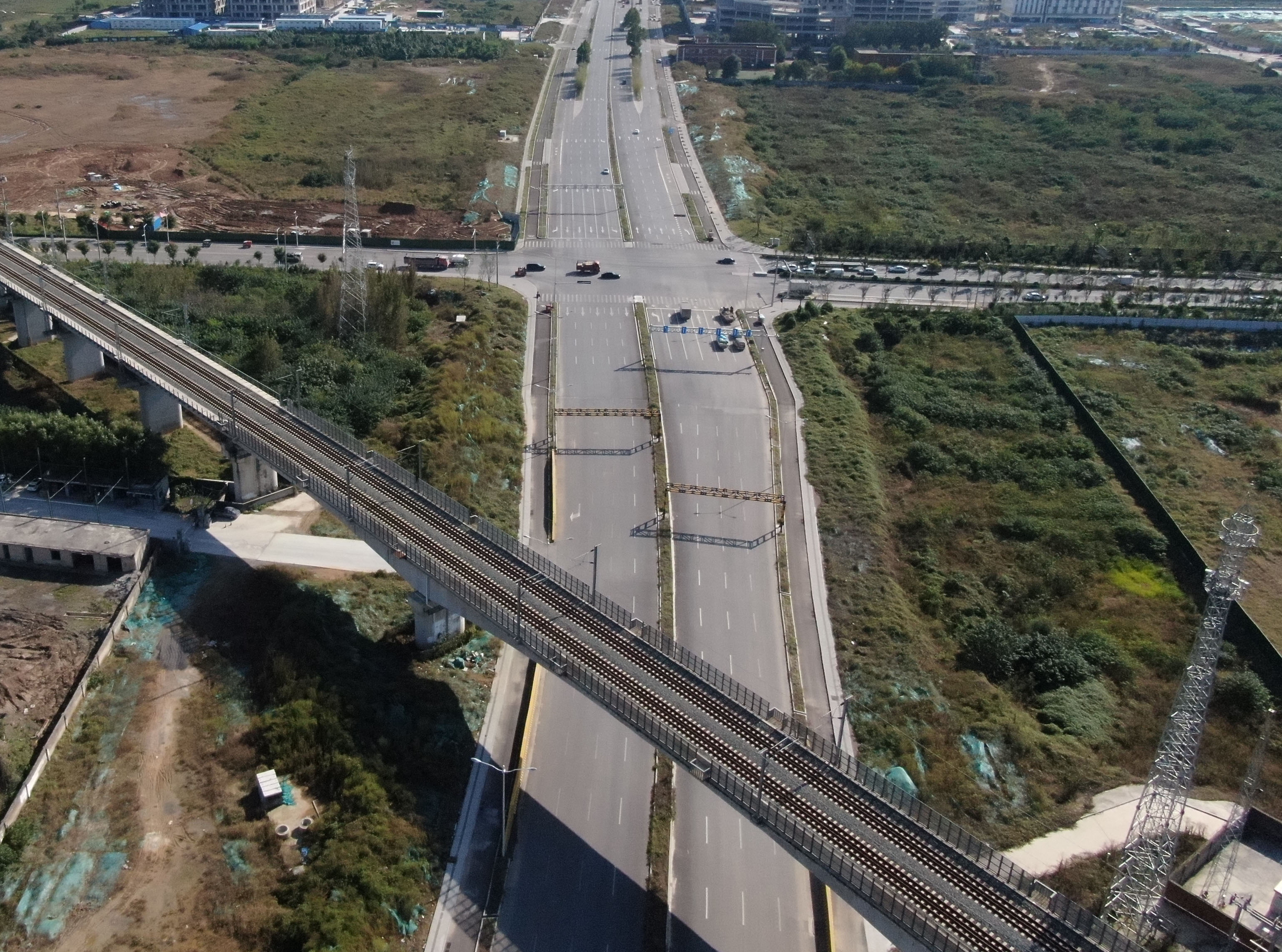 济南市春晖路（规划支路至胶济铁路）道路建设工程-项目管理 4.jpg